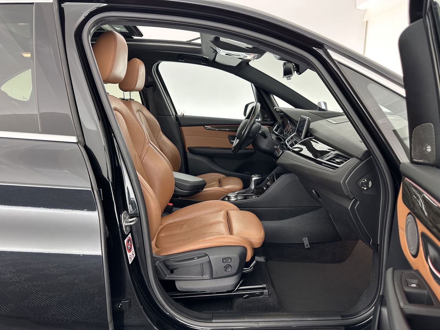 BMW 2 Serie Active Tourer 225xe iPerformance Centennial High Executive Aut. *PANO | HEAD-UP | FULL-LEATHER | FULL-LED | HARMAN/KARDON | KEYLESS | NAVI-FULLMAP | ECC | PDC | CRUISE | 18''ALU*