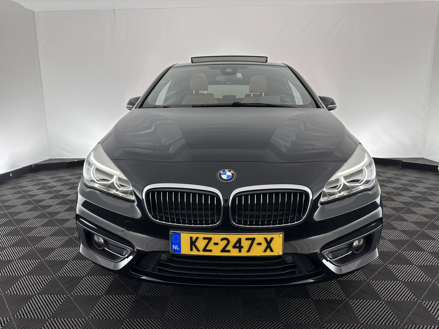 BMW 2 Serie Active Tourer 225xe iPerformance Centennial High Executive Aut. *PANO | HEAD-UP | FULL-LEATHER | FULL-LED | HARMAN/KARDON | KEYLESS | NAVI-FULLMAP | ECC | PDC | CRUISE | 18''ALU*