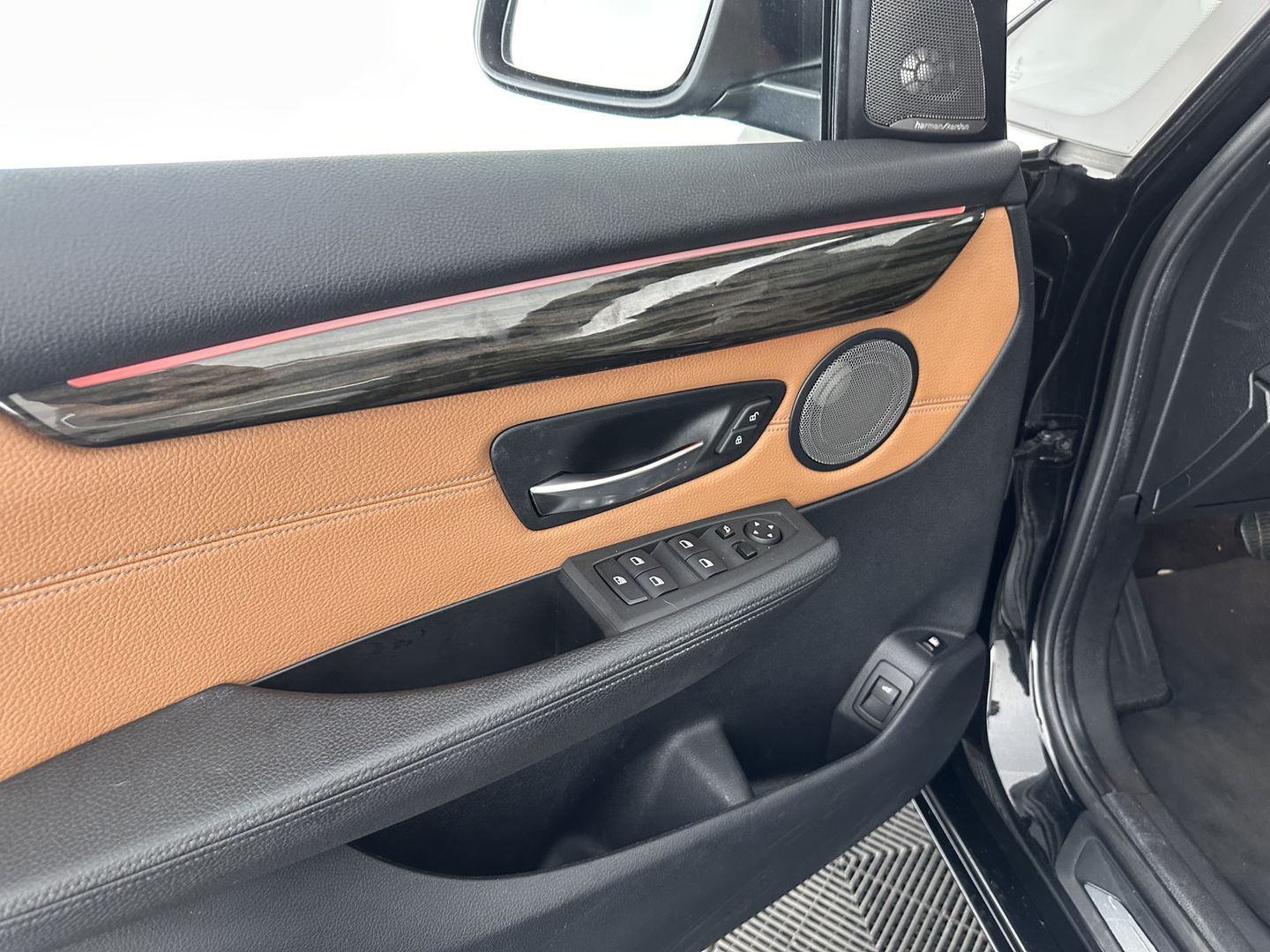 BMW 2 Serie Active Tourer 225xe iPerformance Centennial High Executive Aut. *PANO | HEAD-UP | FULL-LEATHER | FULL-LED | HARMAN/KARDON | KEYLESS | NAVI-FULLMAP | ECC | PDC | CRUISE | 18''ALU*