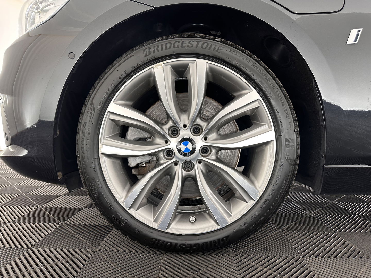 BMW 2 Serie Active Tourer 225xe iPerformance Centennial High Executive Aut. *PANO | HEAD-UP | FULL-LEATHER | FULL-LED | HARMAN/KARDON | KEYLESS | NAVI-FULLMAP | ECC | PDC | CRUISE | 18''ALU*