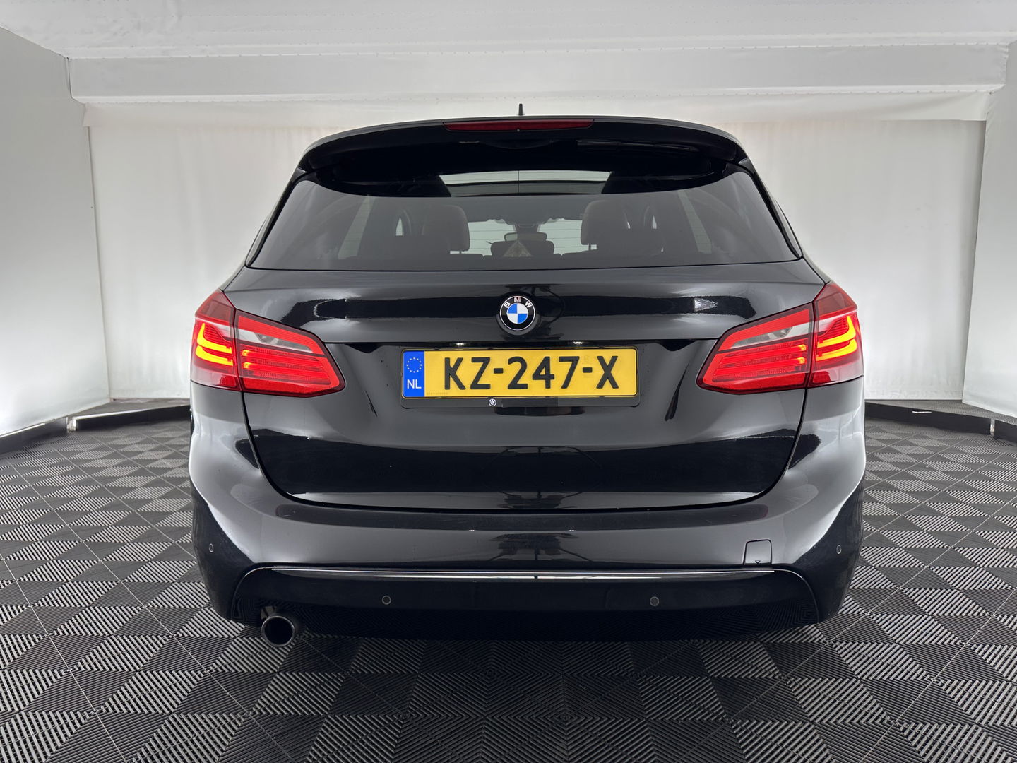 BMW 2 Serie Active Tourer 225xe iPerformance Centennial High Executive Aut. *PANO | HEAD-UP | FULL-LEATHER | FULL-LED | HARMAN/KARDON | KEYLESS | NAVI-FULLMAP | ECC | PDC | CRUISE | 18''ALU*