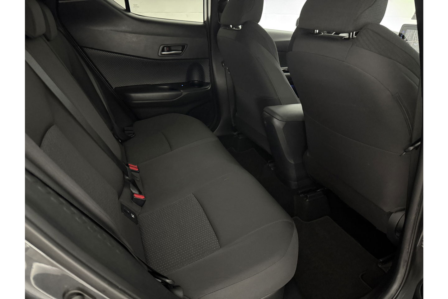 Toyota C-HR 1.8 Hybrid 148PK LED Camera Navigatie Clima Cruise Parkeersensoren 18"LMV