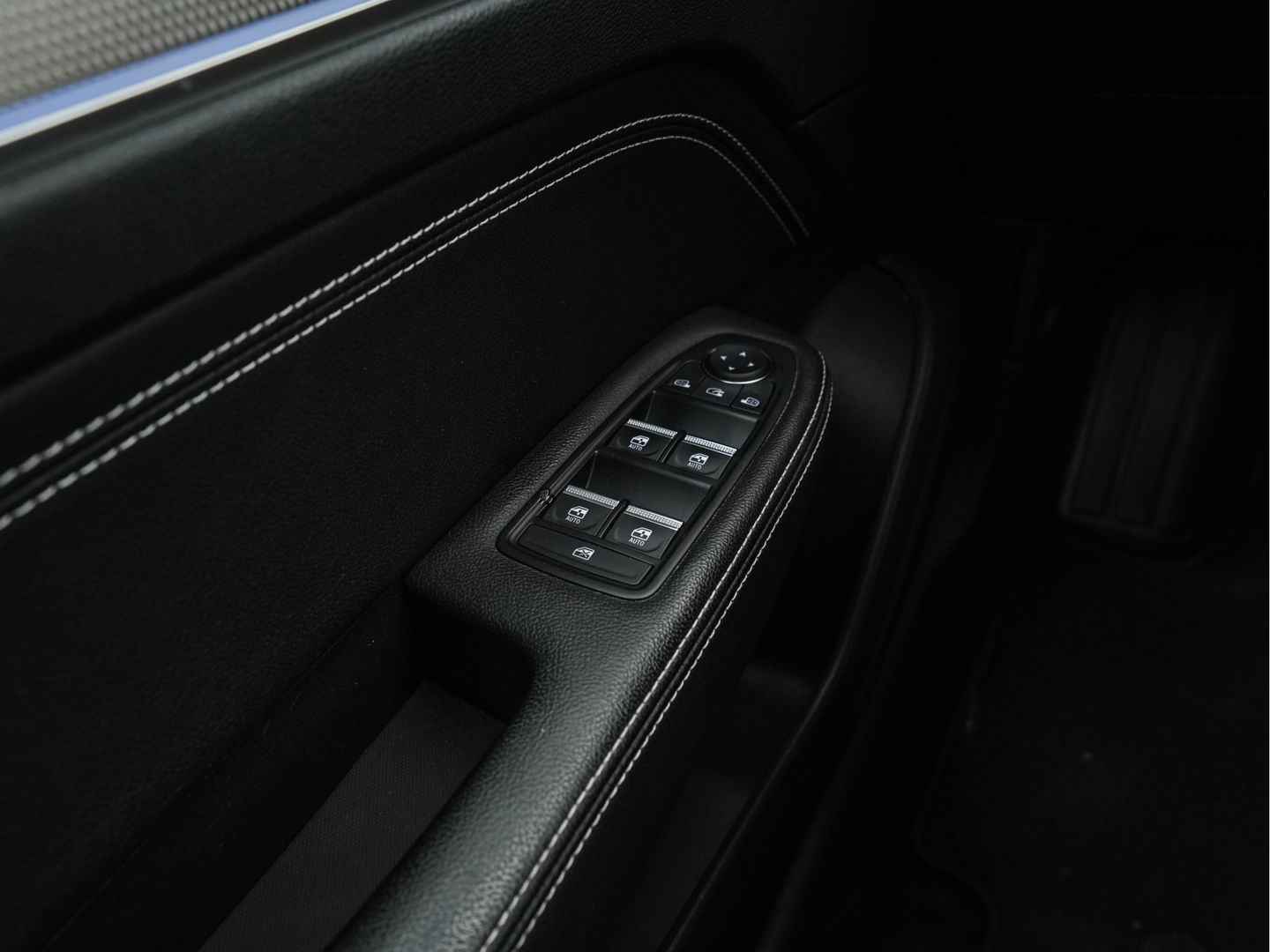 Renault Arkana 1.6 E-Tech hybrid 145 techno (INCL.BTW) *1/2LEATHER | FULL-LED | DIGI-COCKPIT | BLIND-SPOT | NAVI-FULLMAP | AMBIENT-LIGHT | CAMERA | KEYLESS | DAB+ | COMFORT-SEATS | 18''ALU*
