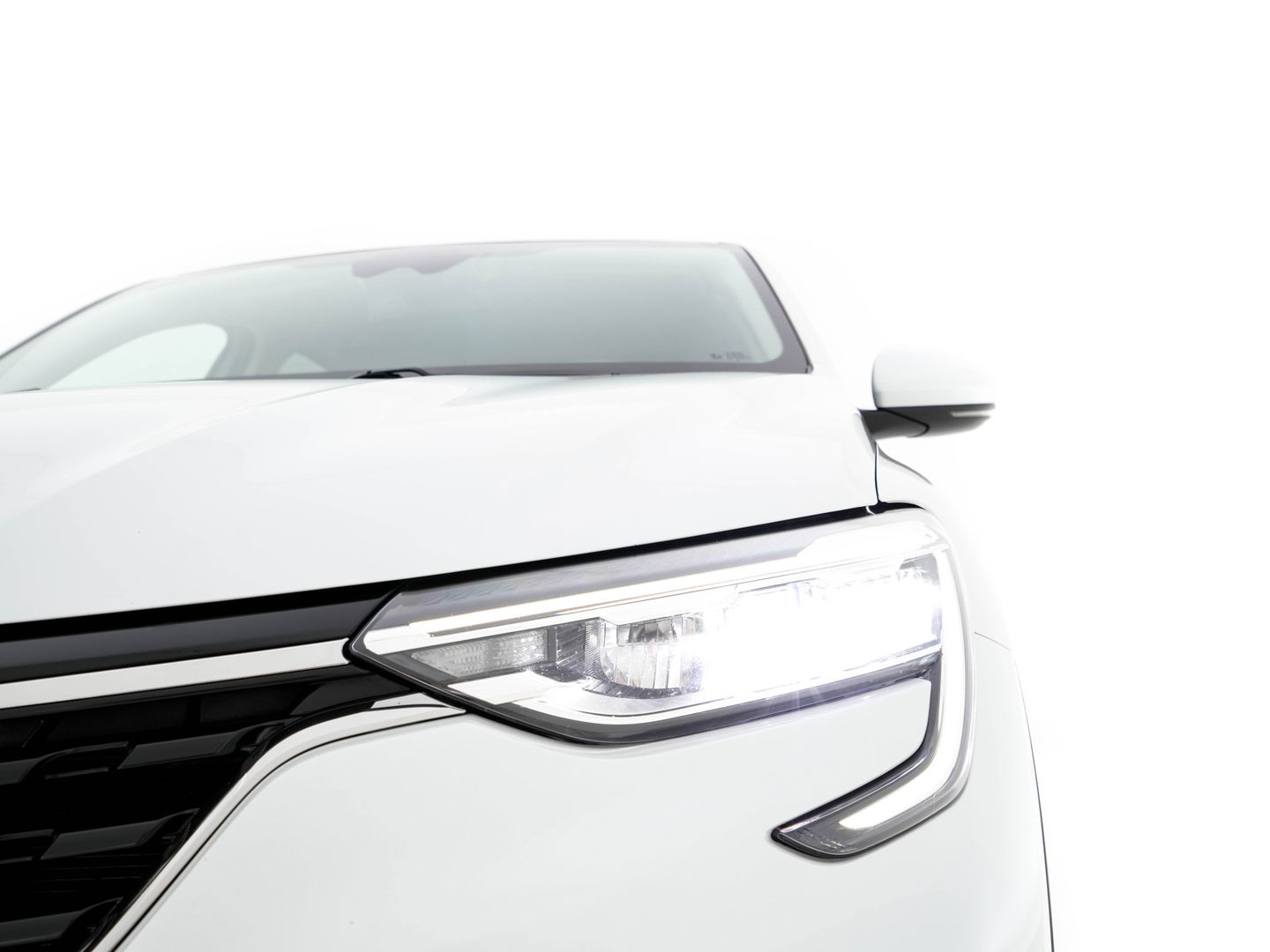 Renault Arkana 1.6 E-Tech hybrid 145 techno (INCL.BTW) *1/2LEATHER | FULL-LED | DIGI-COCKPIT | BLIND-SPOT | NAVI-FULLMAP | AMBIENT-LIGHT | CAMERA | KEYLESS | DAB+ | COMFORT-SEATS | 18''ALU*
