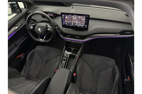 Škoda Enyaq 80 Sportline | ELEKTRISCH | 204PK Pano Sfeer Carplay Head up Display LED Trekhaak Virtual Navi Clima Cruise 21"LMV PDC