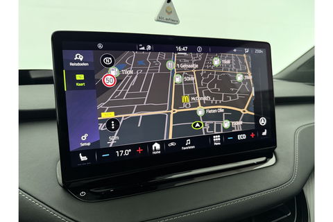 Škoda Enyaq 80 Sportline | ELEKTRISCH | 204PK Pano Sfeer Carplay Head up Display LED Trekhaak Virtual Navi Clima Cruise 21"LMV PDC