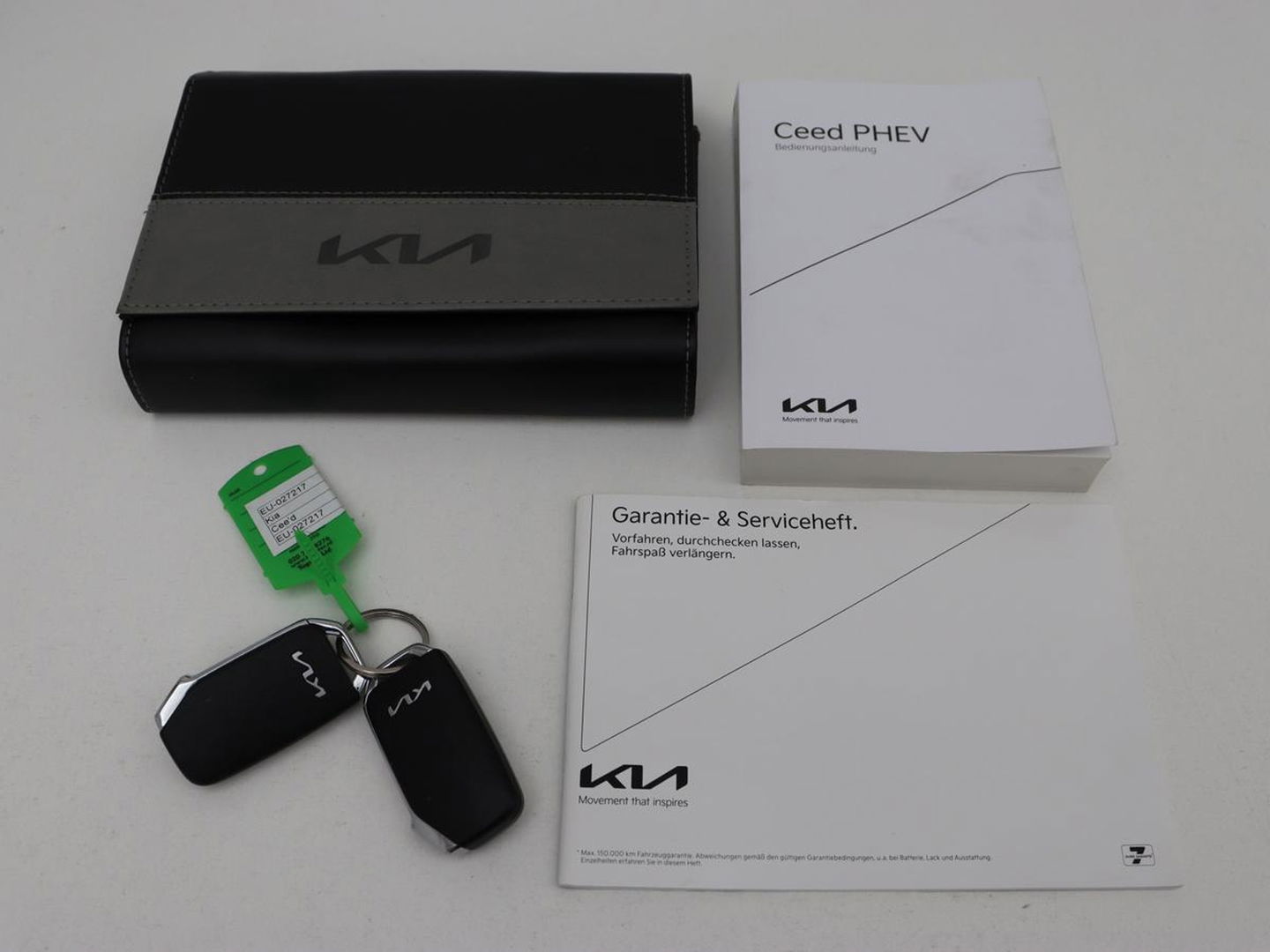 Kia Ceed 1.6 GDI PHEV DynamicPlusLine | Stoel & stuurverwarming | Adaptive cruise | Camera | Carplay | Full LED | Keyless | Navigatie