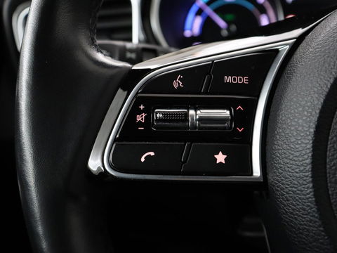 Kia Ceed 1.6 GDI PHEV DynamicPlusLine | Stoel & stuurverwarming | Adaptive cruise | Camera | Carplay | Full LED | Keyless | Navigatie