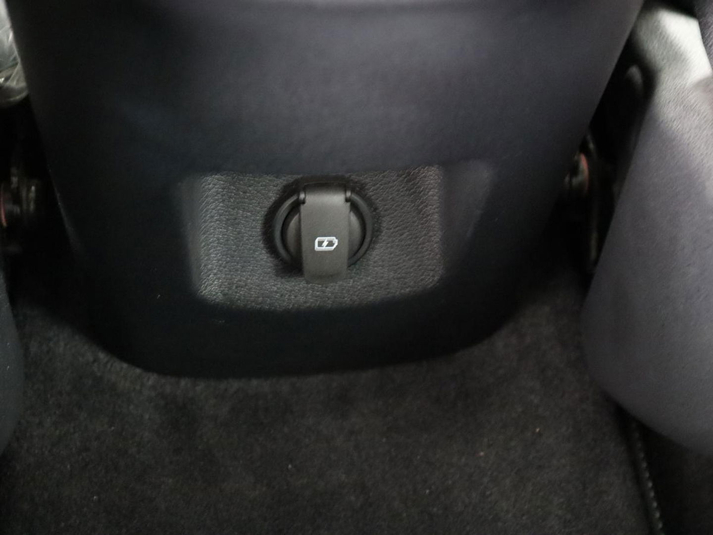 Kia Ceed 1.6 GDI PHEV DynamicPlusLine | Stoel & stuurverwarming | Adaptive cruise | Camera | Carplay | Full LED | Keyless | Navigatie