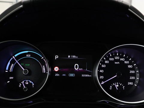 Kia Ceed 1.6 GDI PHEV DynamicPlusLine | Stoel & stuurverwarming | Adaptive cruise | Camera | Carplay | Full LED | Keyless | Navigatie
