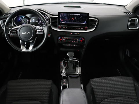Kia Ceed 1.6 GDI PHEV DynamicPlusLine | Stoel & stuurverwarming | Adaptive cruise | Camera | Carplay | Full LED | Keyless | Navigatie