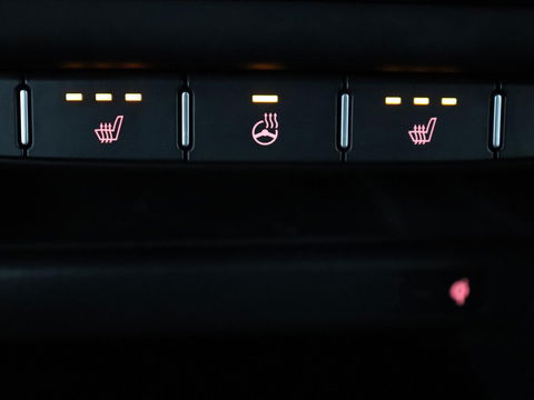 Kia Ceed 1.6 GDI PHEV DynamicPlusLine | Stoel & stuurverwarming | Adaptive cruise | Camera | Carplay | Full LED | Keyless | Navigatie