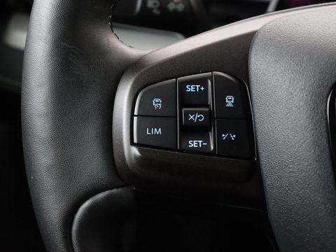 Ford Mustang Mach-E RWD 75 kWh | Panoramadak | Leder | Stoelverwarming | Adaptive cruise | 360 camera | Adaptive cruise | B&O Sound | Stuurverwarming