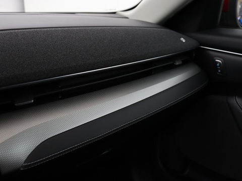 Ford Mustang Mach-E RWD 75 kWh | Panoramadak | Leder | Stoelverwarming | Adaptive cruise | 360 camera | Adaptive cruise | B&O Sound | Stuurverwarming