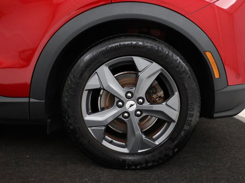 Ford Mustang Mach-E RWD 75 kWh | Panoramadak | Leder | Stoelverwarming | Adaptive cruise | 360 camera | Adaptive cruise | B&O Sound | Stuurverwarming