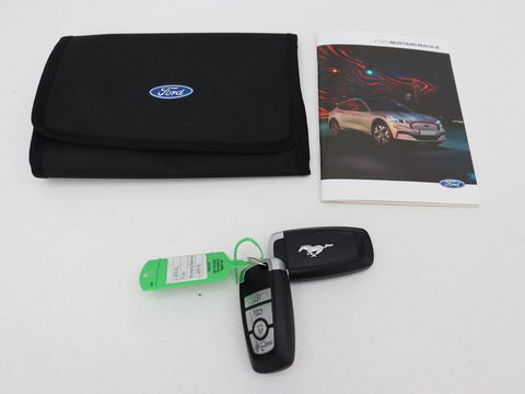 Ford Mustang Mach-E RWD 75 kWh | Panoramadak | Leder | Stoelverwarming | Adaptive cruise | 360 camera | Adaptive cruise | B&O Sound | Stuurverwarming