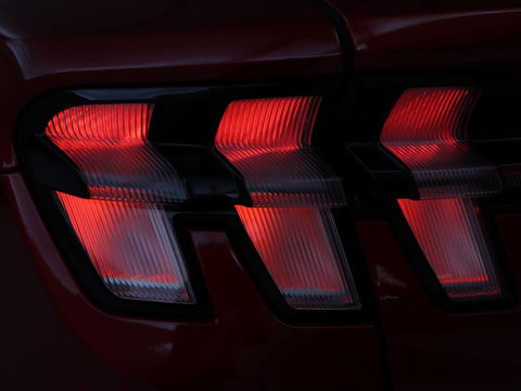 Ford Mustang Mach-E RWD 75 kWh | Panoramadak | Leder | Stoelverwarming | Adaptive cruise | 360 camera | Adaptive cruise | B&O Sound | Stuurverwarming