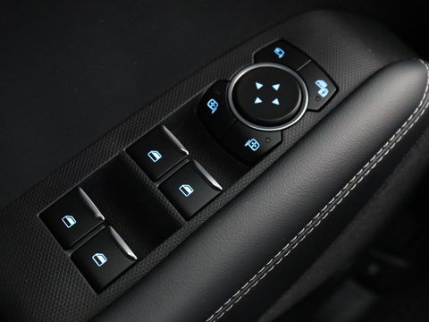 Ford Mustang Mach-E RWD 75 kWh | Panoramadak | Leder | Stoelverwarming | Adaptive cruise | 360 camera | Adaptive cruise | B&O Sound | Stuurverwarming