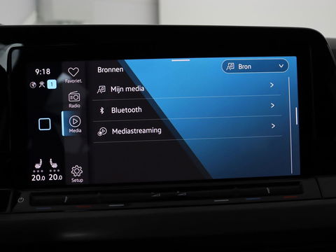 Volkswagen Golf 1.4 eHybrid Style | Stoel & stuurverwarming | Carplay | Sfeerverlichting | Massage | Memory | Parkeerhulp | Navigatie | Full LED | Adaptive cruise
