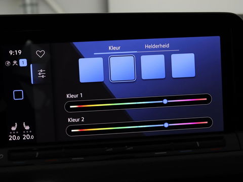 Volkswagen Golf 1.4 eHybrid Style | Stoel & stuurverwarming | Carplay | Sfeerverlichting | Massage | Memory | Parkeerhulp | Navigatie | Full LED | Adaptive cruise