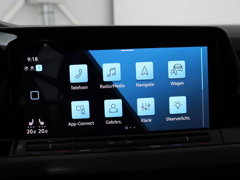 Volkswagen Golf 1.4 eHybrid Style | Stoel & stuurverwarming | Carplay | Sfeerverlichting | Massage | Memory | Parkeerhulp | Navigatie | Full LED | Adaptive cruise
