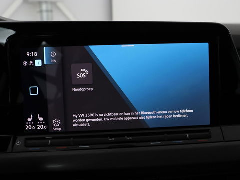 Volkswagen Golf 1.4 eHybrid Style | Stoel & stuurverwarming | Carplay | Sfeerverlichting | Massage | Memory | Parkeerhulp | Navigatie | Full LED | Adaptive cruise