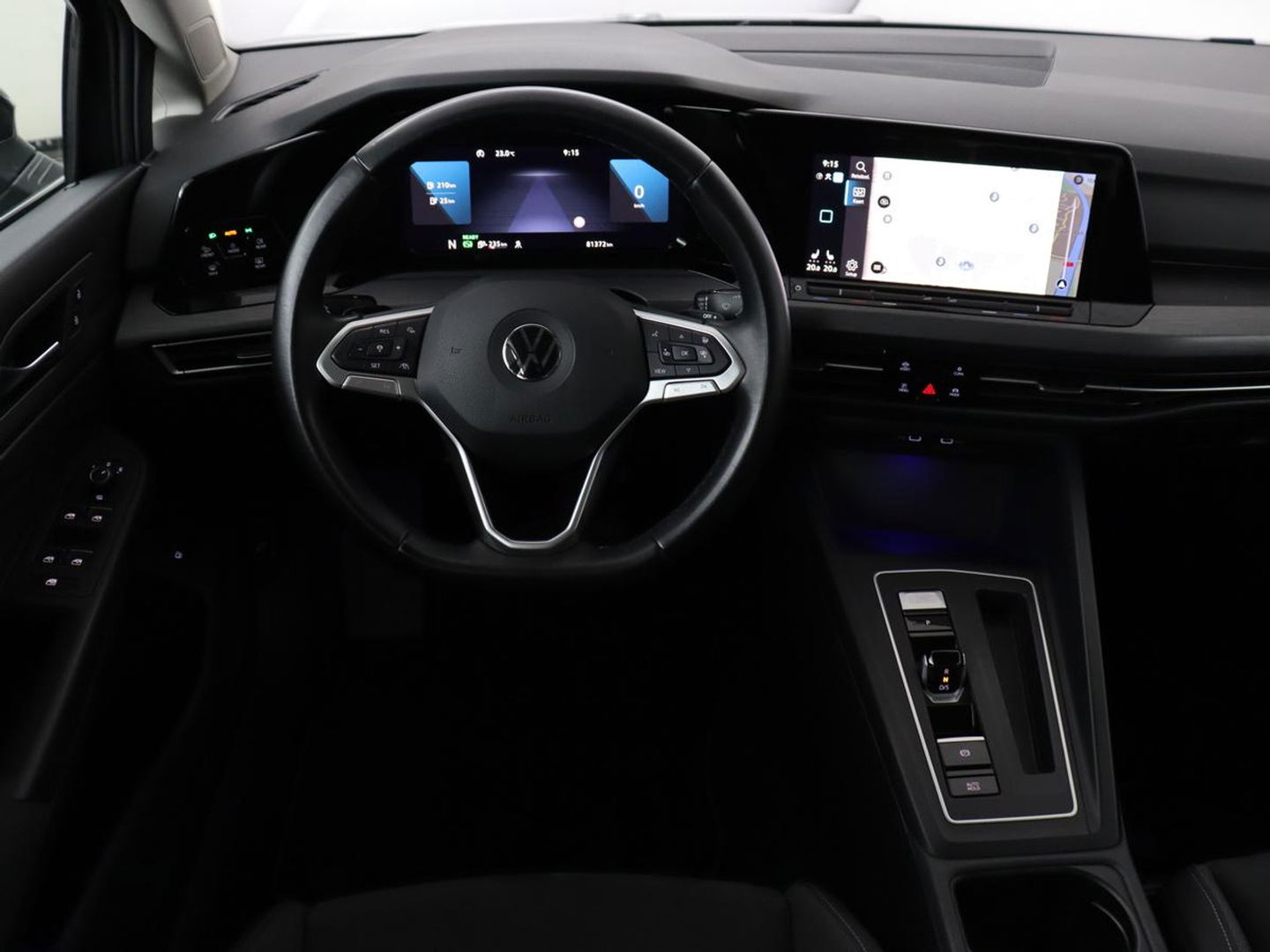 Volkswagen Golf 1.4 eHybrid Style | Stoel & stuurverwarming | Carplay | Sfeerverlichting | Massage | Memory | Parkeerhulp | Navigatie | Full LED | Adaptive cruise