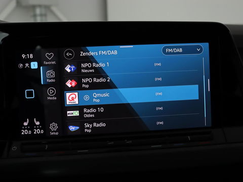 Volkswagen Golf 1.4 eHybrid Style | Stoel & stuurverwarming | Carplay | Sfeerverlichting | Massage | Memory | Parkeerhulp | Navigatie | Full LED | Adaptive cruise