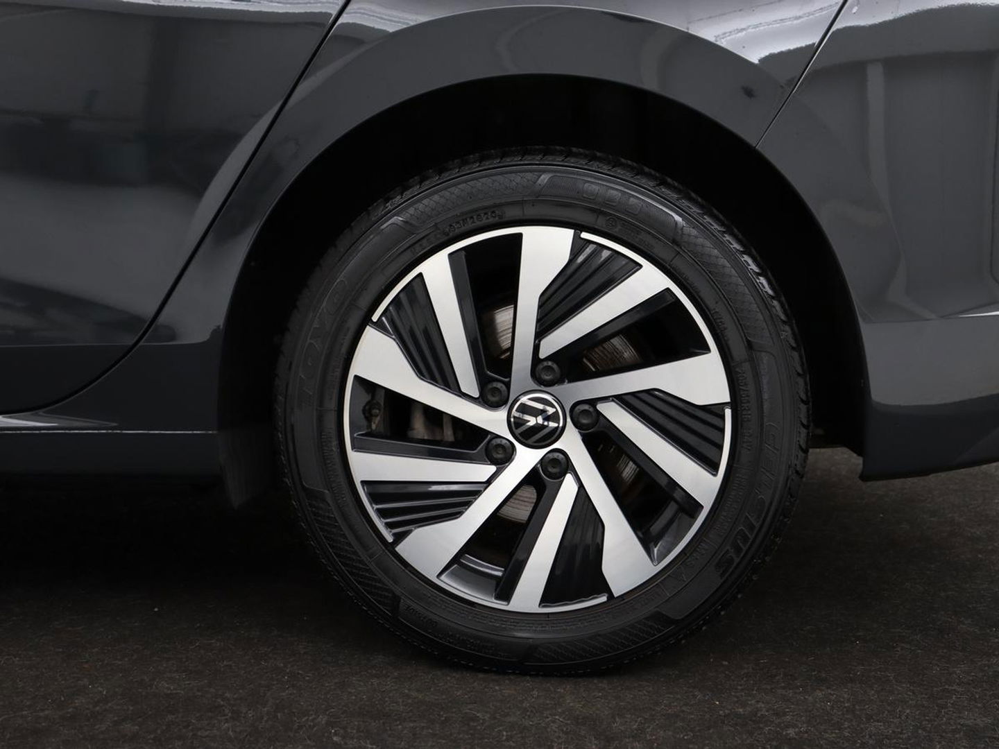 Volkswagen Golf 1.4 eHybrid Style | Stoel & stuurverwarming | Carplay | Sfeerverlichting | Massage | Memory | Parkeerhulp | Navigatie | Full LED | Adaptive cruise