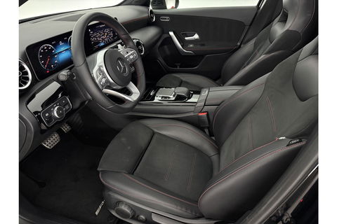 Mercedes-Benz A-Klasse 200 AMG 164PK Pano LED Virtual Camera Clima Cruise Navi PDC 18''LMV
