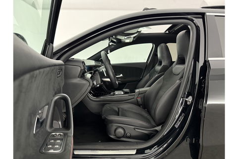 Mercedes-Benz A-Klasse 200 AMG 164PK Pano LED Virtual Camera Clima Cruise Navi PDC 18''LMV