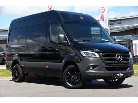 Mercedes-Benz Sprinter 319 3.0 CDI L2H2 Black Edition Adaptieve Cruise, 360 Camera, Carplay, 3500kg Trekhaak, 190PK, LED, Multimedia, Standkachel, Uniek!
