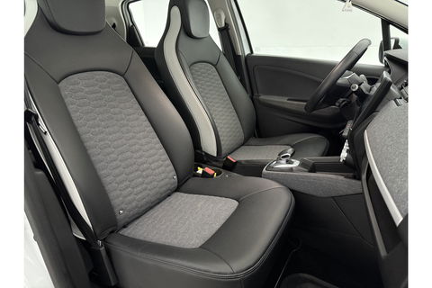 Renault ZOE 52 kWh EXPERIENCE Limousine Huur-Accu LED Carplay Virtual Clima Cruise Navi PDC 16''LMV