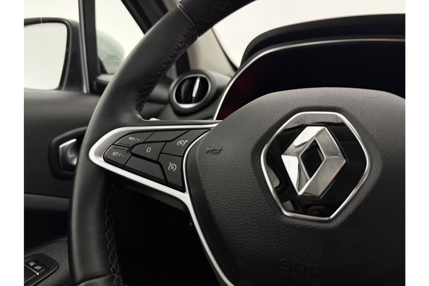 Renault ZOE 52 kWh EXPERIENCE Limousine Huur-Accu LED Carplay Virtual Clima Cruise Navi PDC 16''LMV