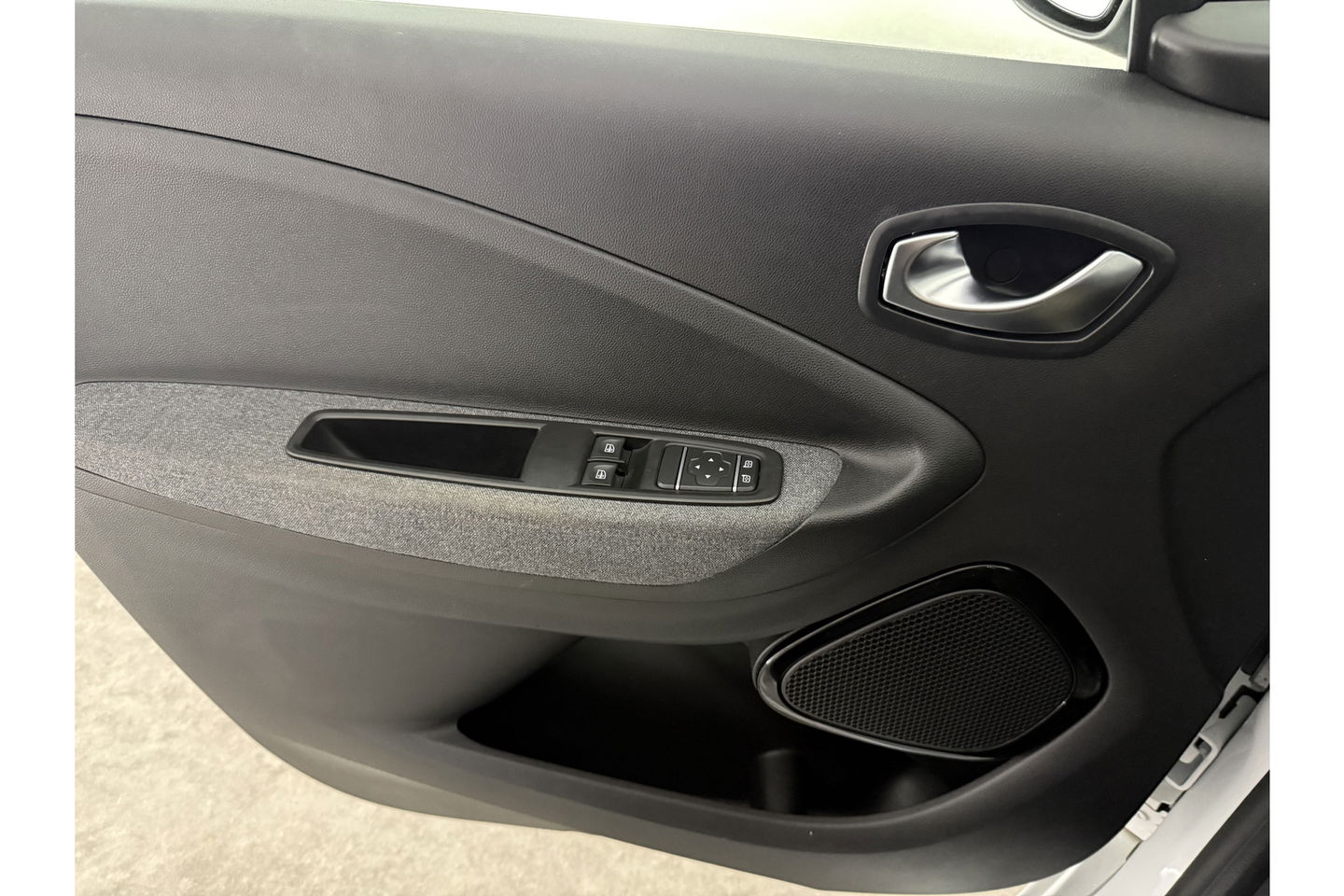 Renault ZOE 52 kWh EXPERIENCE Limousine Huur-Accu LED Carplay Virtual Clima Cruise Navi PDC 16''LMV