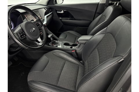 Kia Niro 1.6 GDi Hybrid ExecutiveLine Camera LED Clima Cruise Carplay Navi PDC 16"LMV