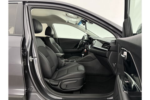 Kia Niro 1.6 GDi Hybrid ExecutiveLine Camera LED Clima Cruise Carplay Navi PDC 16"LMV