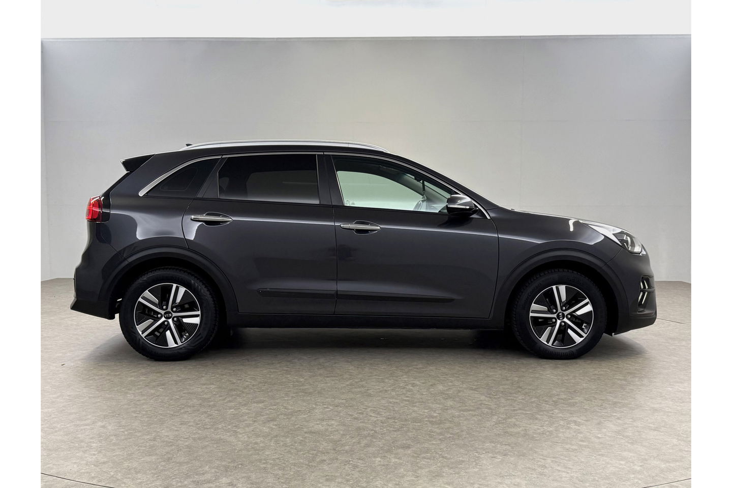 Kia Niro 1.6 GDi Hybrid ExecutiveLine Camera LED Clima Cruise Carplay Navi PDC 16"LMV
