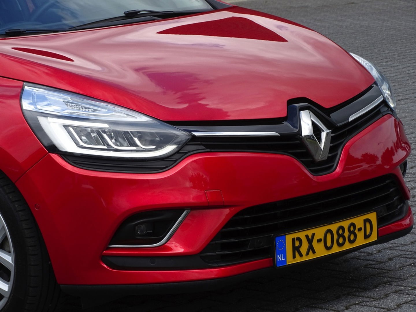 Renault Clio 0.9 TCe 90PK / GT-Line / R-Link / 2018 / LED / *NAP*
