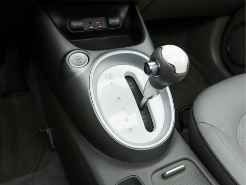 Kia Soul EV Executive-Plus-Line (INCL-BTW) Aut  *PANO | NAPPA-LEATHER | LED-LIGHTS | NAVI-FULLMAP |  CAMERA | KEYLESS | ECC | PDC | CRUISE | DAB | DIGI-COCKPIT | COMFORT-SEATS | 16"ALU*