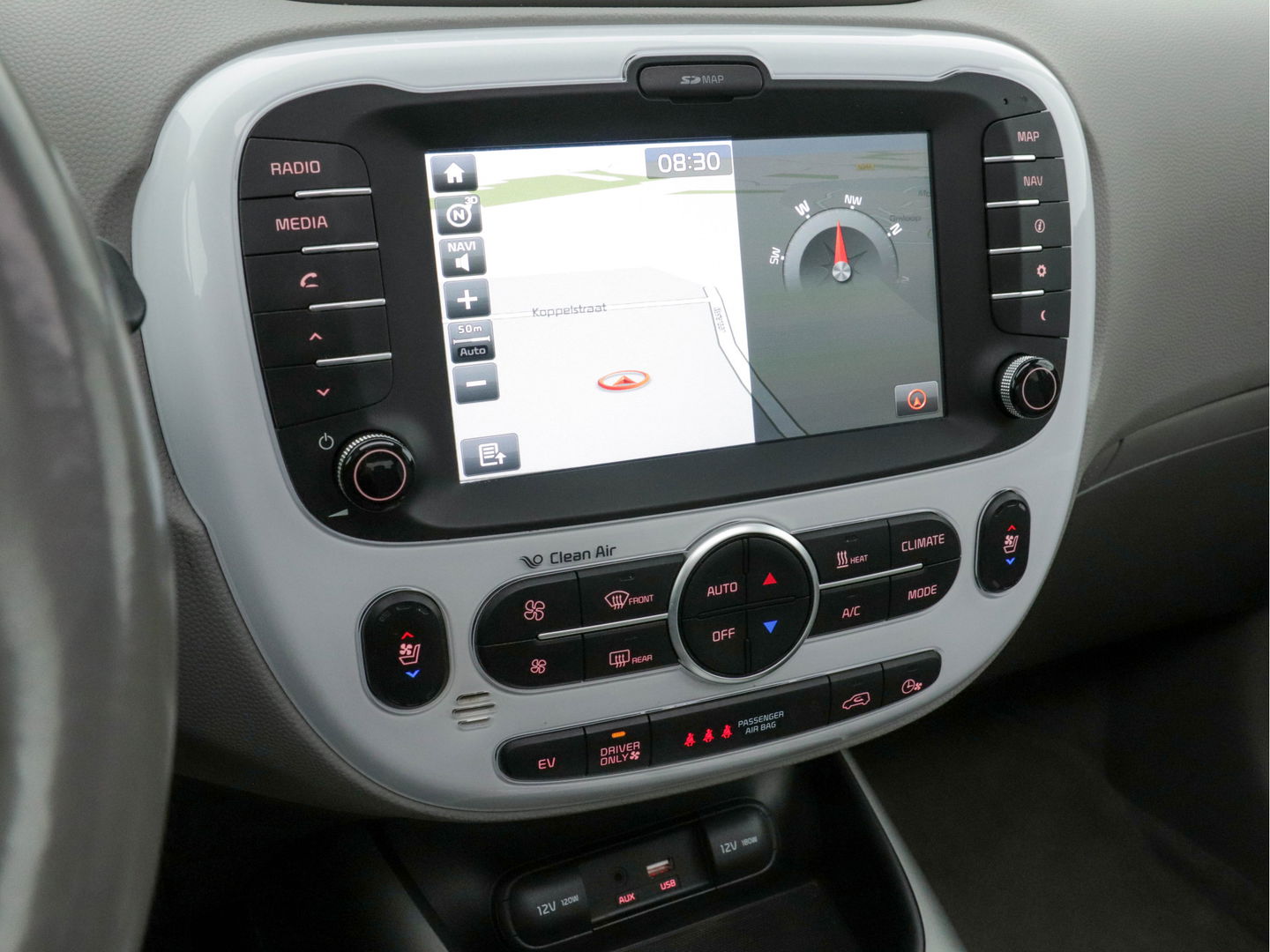 Kia Soul EV Executive-Plus-Line (INCL-BTW) Aut  *PANO | NAPPA-LEATHER | LED-LIGHTS | NAVI-FULLMAP |  CAMERA | KEYLESS | ECC | PDC | CRUISE | DAB | DIGI-COCKPIT | COMFORT-SEATS | 16"ALU*
