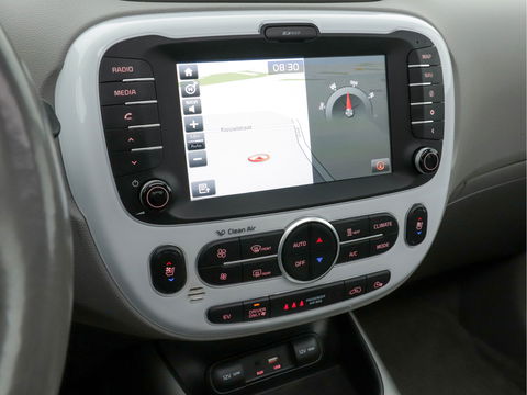 Kia Soul EV Executive-Plus-Line (INCL-BTW) Aut  *PANO | NAPPA-LEATHER | LED-LIGHTS | NAVI-FULLMAP |  CAMERA | KEYLESS | ECC | PDC | CRUISE | DAB | DIGI-COCKPIT | COMFORT-SEATS | 16"ALU*