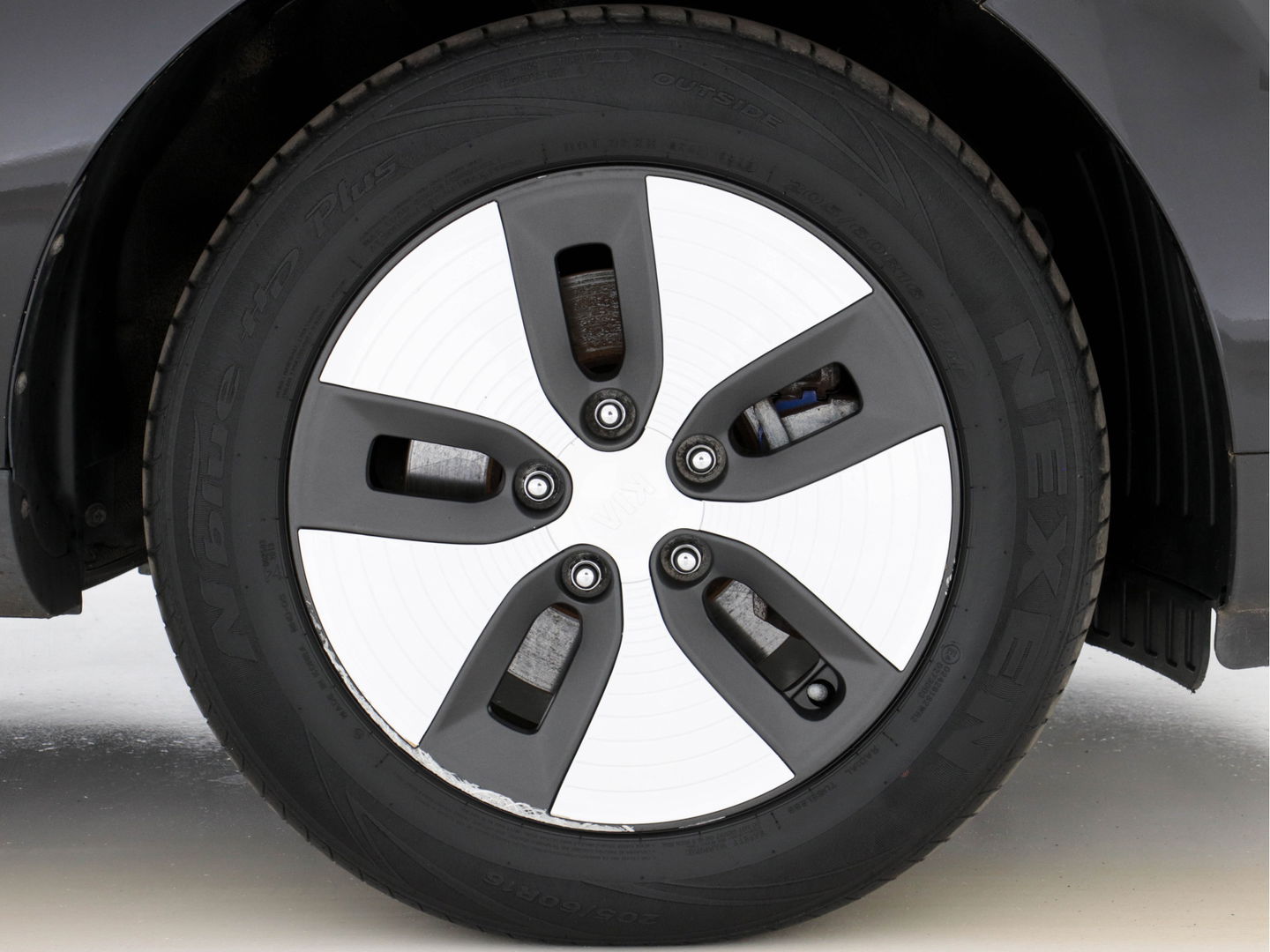 Kia Soul EV Executive-Plus-Line (INCL-BTW) Aut  *PANO | NAPPA-LEATHER | LED-LIGHTS | NAVI-FULLMAP |  CAMERA | KEYLESS | ECC | PDC | CRUISE | DAB | DIGI-COCKPIT | COMFORT-SEATS | 16"ALU*