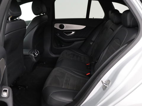 Mercedes-Benz C-Klasse 180 Business Solution AMG | Stoelverwarming | 360 Camera | Trekhaak | Digital Cockpit | Leder/Alcantara | Full LED | Navigatie | Park Assist