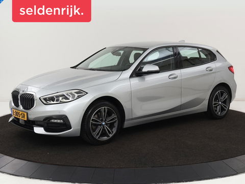 BMW 1-serie 118i Business Edition+ | Sport Line | Leder | Stoelverwarming | Carplay | Camera | Live Cockpit | Sportstoelen | Full LED | Navigatie | Climate control