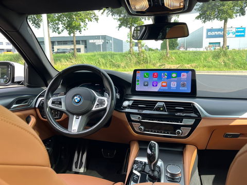 BMW 5 Serie Touring 530e xDrive High Exe M-Sport|Pano|Camera|Leder|Ambient Light|Carplay|Navi|292PK