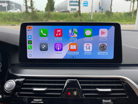 BMW 5 Serie Touring 530e xDrive High Exe M-Sport|Pano|Camera|Leder|Ambient Light|Carplay|Navi|292PK