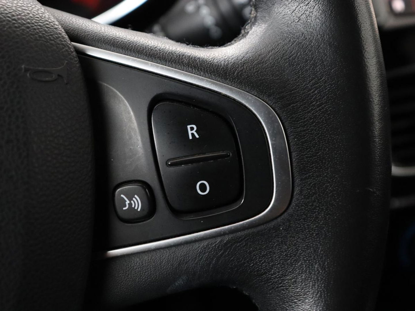 Renault Clio 0.9 TCe Limited | Trekhaak | Navigatie | Bluetooth | Cruise control | Parkeerhulp | LED | Airco | DAB