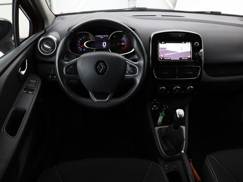 Renault Clio 0.9 TCe Limited | Trekhaak | Navigatie | Bluetooth | Cruise control | Parkeerhulp | LED | Airco | DAB