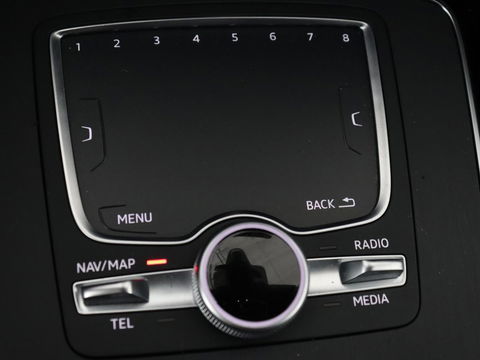 Audi Q5 2.0 TFSI quattro S Line | Stoelverwarming | Carplay | Half leder | Sportstoelen | Full LED | Navigatie | Achterbankverwarming | Park Assist | Virtual Cockpit